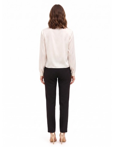 Blouse fluide en satin à col V avec col montant Rinascimento
