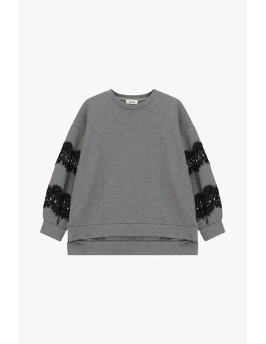 Ruime sweater met kanten inzetstukken op de mouwen Dixie