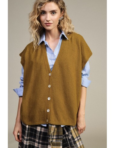 Pull sans manches à boutons et col V Dixie