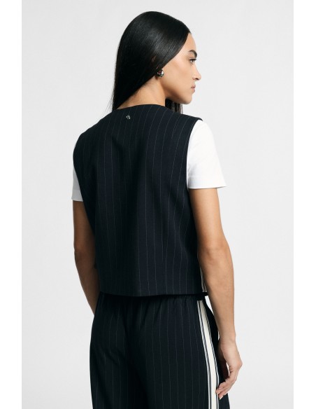 Gestreept gilet met sluiting met twee knopen Please