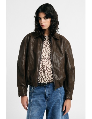 Veste en cuir coupe regular, col classique, fermeture zippée s’il vous plaît