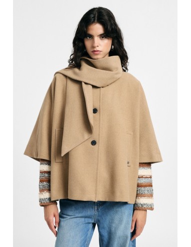 Manteau court sans manches avec écharpe et boutonsVeuillez
