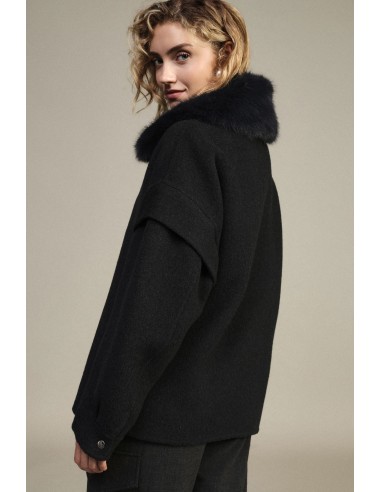 Manteau court avec col en fourrure et fermeture éclair Dixie