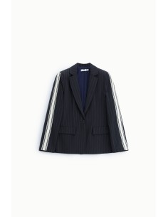 Blazer rayé à manches contrastantes et fermeture boutonnée luttant 2