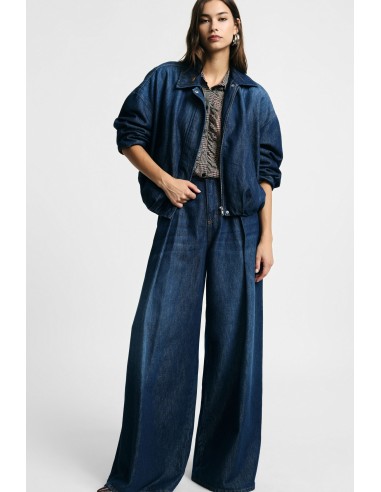 Jean ample à pinces et taille haute, s’il vous plaît