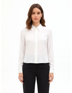 Blouse van mat satijn met geplooid middenpand en verborgen knopen Rinascimento