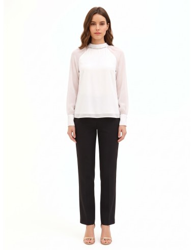Blouse ample en mousseline avec cristaux autour de l’encolure, Rinascimento