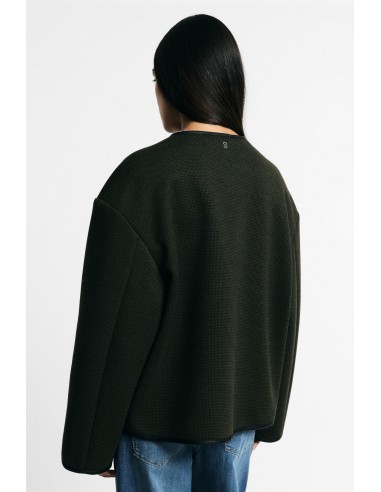 Veste-chemise avec poches frontales et fermeture à brandebourgsVeuillez
