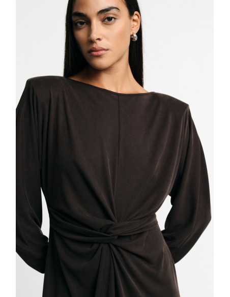 Robe courte avec nœud et manches longues, s’il vous plaît