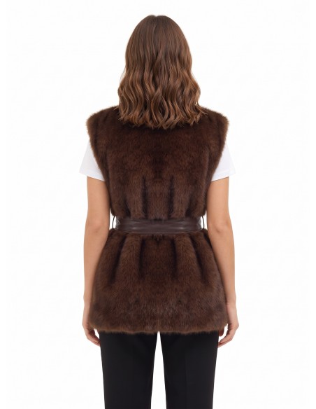 Gilet long ouvert en fausse fourrure avec ceinture assortie en similicuir Rinascimento