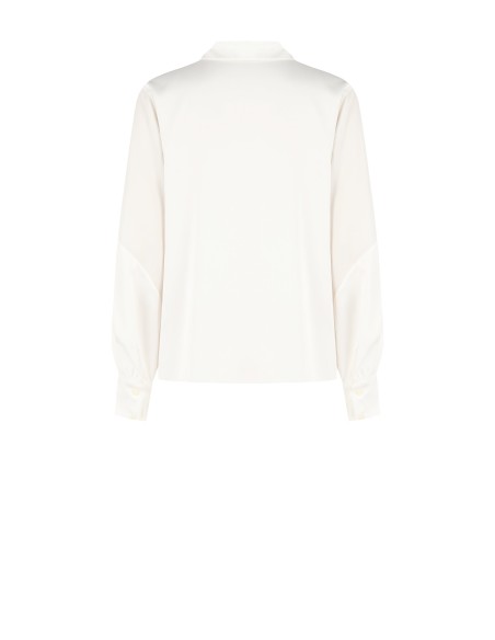 Ruimvallend en soepelvallend satijnen shirt met een inzetstuk van semitransparante georgette van Rinascimento