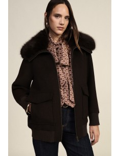 Manteau avec col en fourrure et poches plaquées Dixie