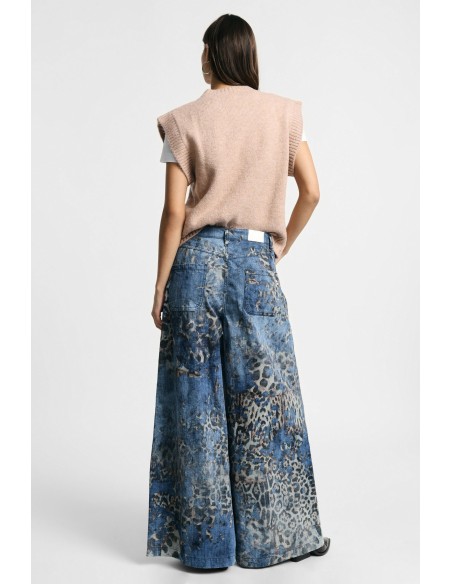 Dierenprintjeans met zeer wijde pijpen en normale taille aub