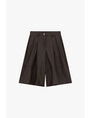 Short met normale taille, plooien en riemlussen
