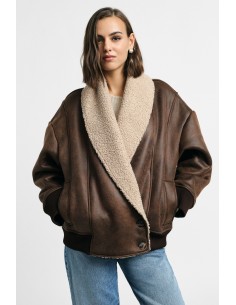 Veste courte en fausse fourrure écologique à col large, s’il vous plaît