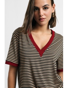 Gestreept T-shirt met V-hals en contrasterende boorden Please