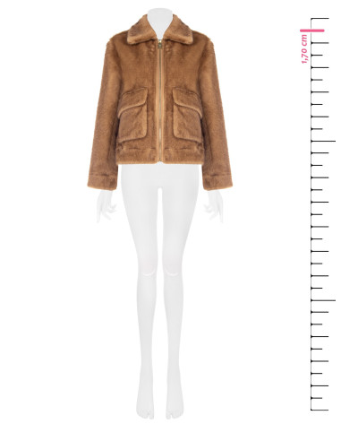 Blouson court en fausse fourrure douce avec maxi poches Rinascimento