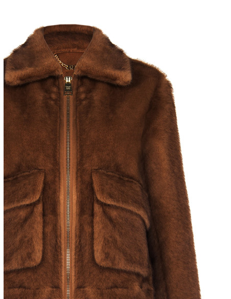 Blouson court en fausse fourrure douce avec maxi poches Rinascimento