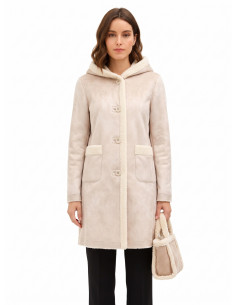 Manteau long en imitation peau lainée avec pochette assortie et capuche Rinascimento