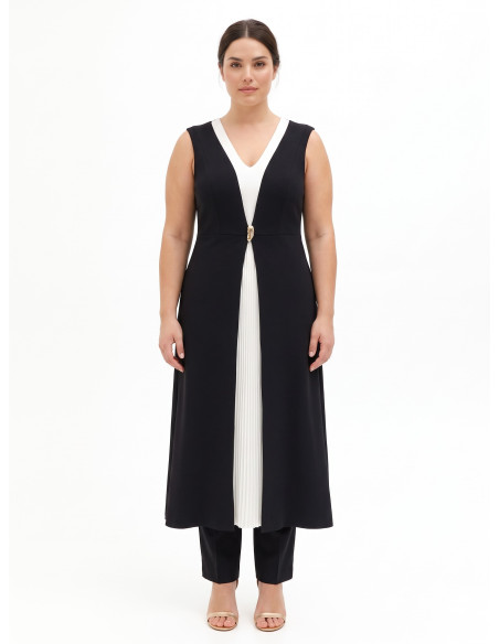 Robe longue grande taille en scuba crêpe bicolore avec empiècement plissé contrastant Rinascimento Curvy