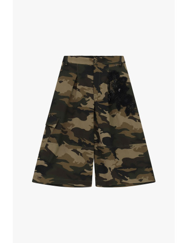 Dixie shorts met lange pijpen, camouflageprint en bloemenmotief