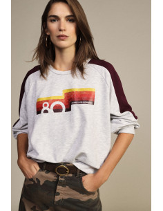 Sweater met ronde hals, contrasterende mouwen en opdruk aan de voorkant Dixie