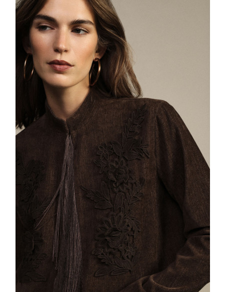 Veste en éco-fourrure avec broderie florale et franges Dixie
