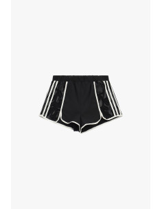 Hotpants met geperforeerde inzetstukken en contrasterende biezen Dixie