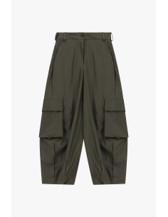 Pantalon effet cuir avec grandes poches cargo Dixie