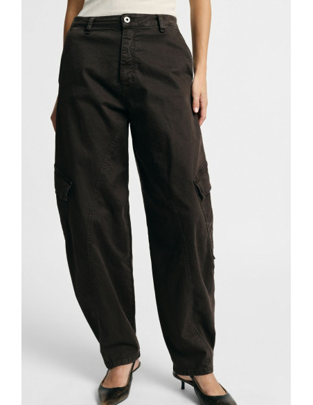 Pantalon fuselé avec poches cargo Please