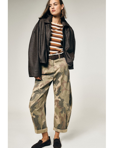 Pantalon palazzo à imprimé camouflage avec ceinture Please