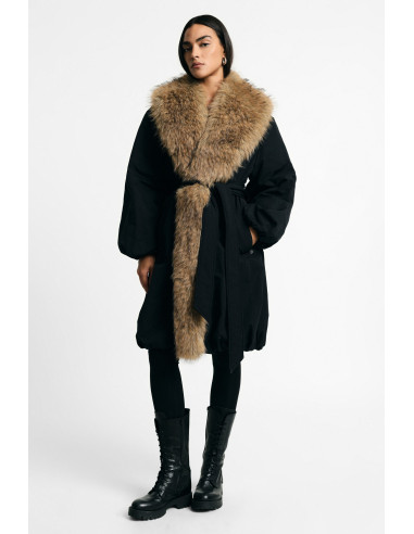 Manteau avec col oversize en fourrure et ceinture Please