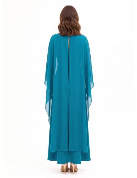 Robe longue fluide en satin structuré avec cape en georgette « Rinascimento »