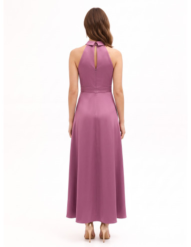 Robe longue en satin structuré à col montant, froncée sur un côté Rinascimento