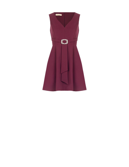 Robe courte trapèze en tissu technique avec boucle bijou et décolleté en V Rinascimento