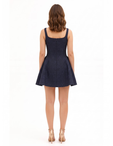 Korte ballonjurk van jacquard met reliëf, lurex en een vierkante halslijn Rinascimento