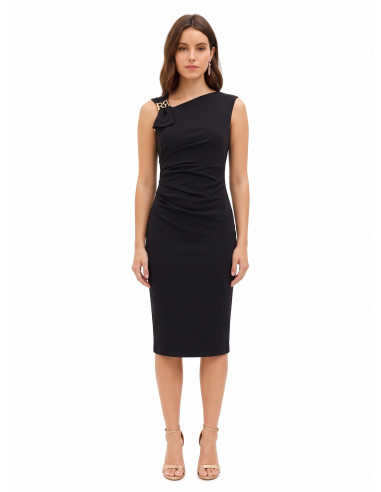 Robe fourreau à encolure asymétrique et boucle ornée du logo RR Rinascimento