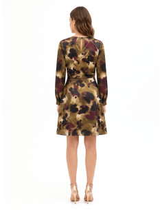 Robe courte évasée en satin froncé sur les côtés Rinascimento 2