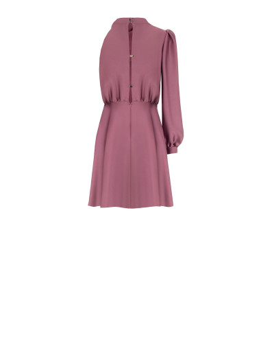 Robe courte asymétrique en satin à col montant drapé Rinascimento