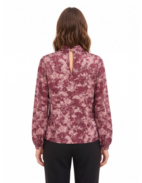 Vloeiende satijnen blouse met paisleyprint en opgerolde kraag Rinascimento