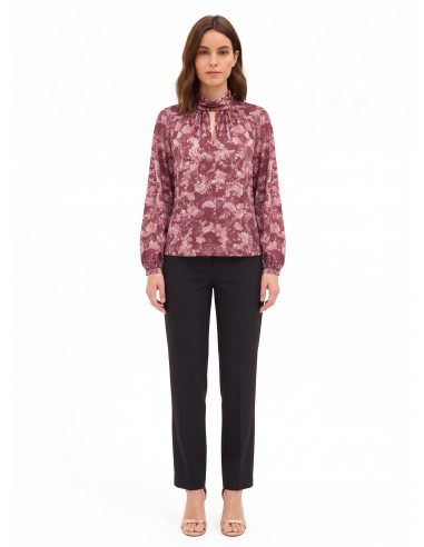 Blouse fluide en satin imprimé cachemire avec col roulé Rinascimento