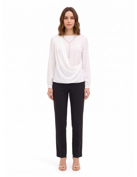 Blouse en georgette avec drapé et détail chaîne Rinascimento