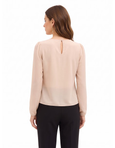Blouse en georgette à volants superposés avec broche décorative Rinascimento 2
