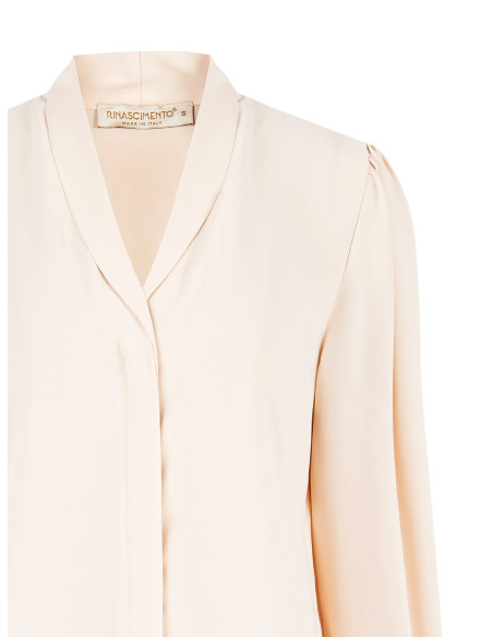 Blouse van mat satijn met V-hals en verborgen knopen Rinascimento