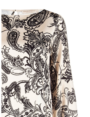 Wijde satijnen blouse met barokmotief Rinascimento