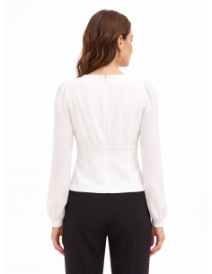 Blouse cintrée en scuba crêpe avec décolleté en V croisé et boutons assortis Rinascimento 2