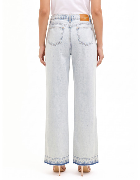 Jean wide leg avec double pli et ourlet effiloché, délavage extra clair Rinascimento