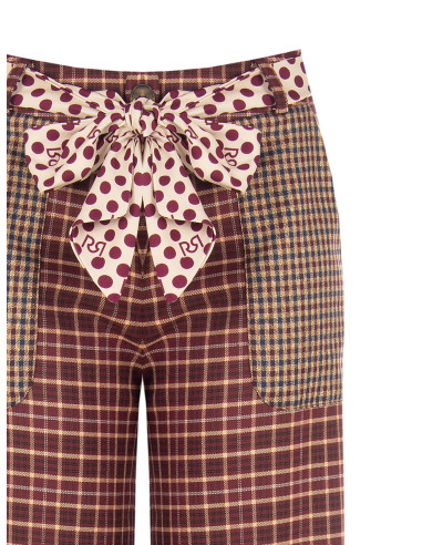 Palazzobroek in patchworkstijl met een logodoekje in de taille Rinascimento