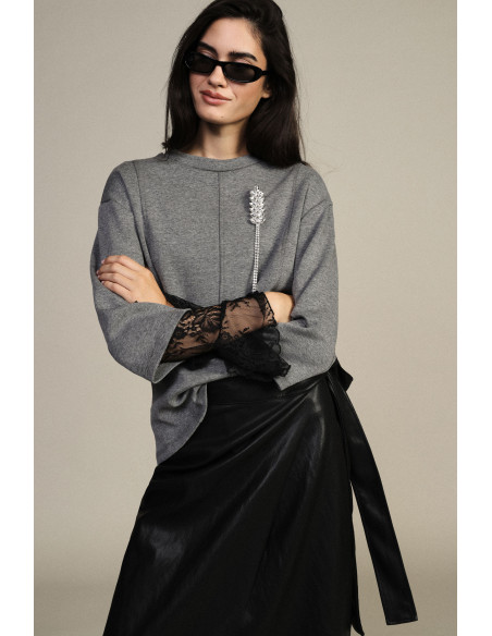 Sweater zonder capuchon met wijde mouwen en sierapplicatie Dixie