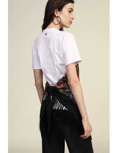 T-shirt à fleurs, franges et décolleté cœur Dixie